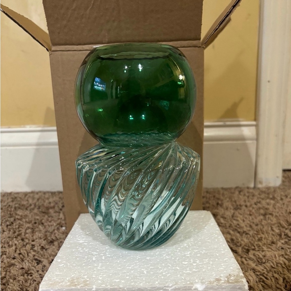 NIB Anthropologie Green glass vase
